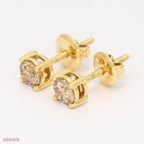 Sparkling 0.75ct champagne diamond stud earrings